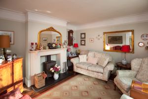 Sitting Room- click for photo gallery